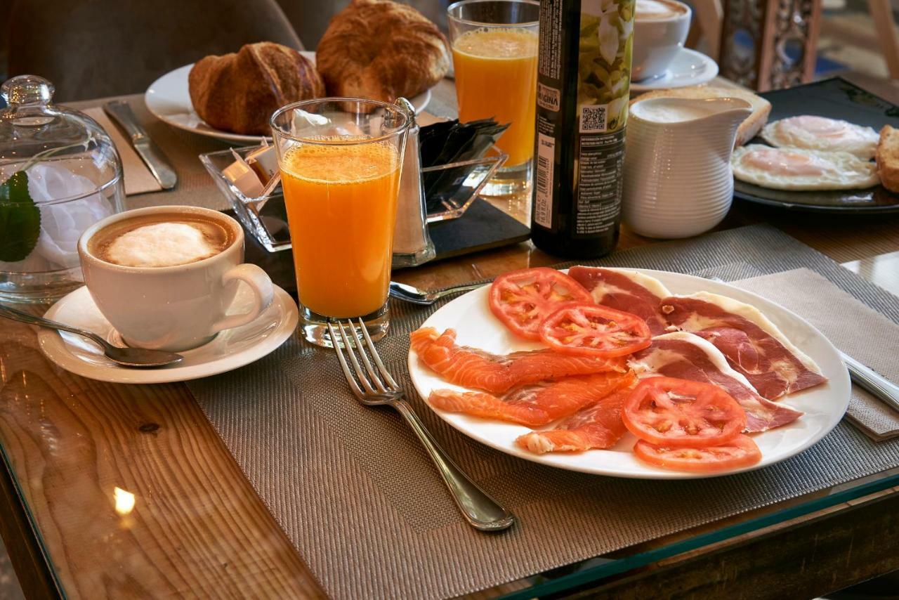 Premium La Casona Hotel 3*